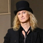 Исполнитель: Александр Иванов