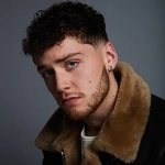 Исполнитель: Bazzi