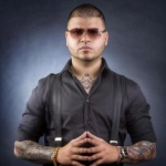 Исполнитель: Farruko