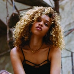 Исполнитель: Izzy Bizu