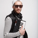 Исполнитель: Lykov