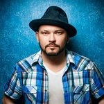 Исполнитель: Макс Лоренс