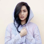 Исполнитель: Manizha