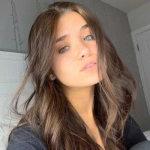 Исполнитель: Nessa Barrett