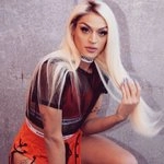 Исполнитель: NMIXX