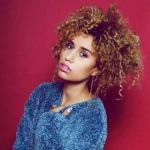 Исполнитель: Raye