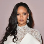 Исполнитель: Rihanna