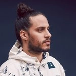 Исполнитель: Russ