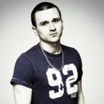 Исполнитель: T1One