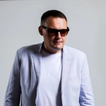 Исполнитель: Вадим Наместников