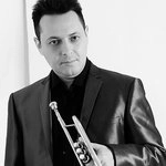 Исполнитель: Velvet Dreamer