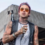 Исполнитель: Yelawolf