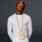 Исполнитель: YG